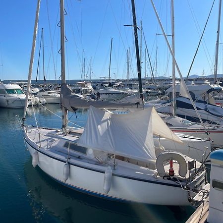 Yacht Studio Galarne Saint-Raphaël Exteriör bild