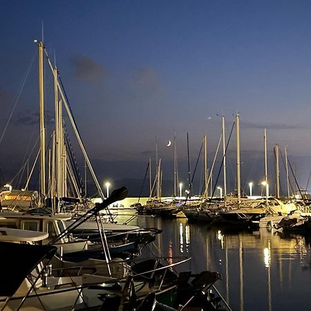 Yacht Studio Galarne Saint-Raphaël Exteriör bild